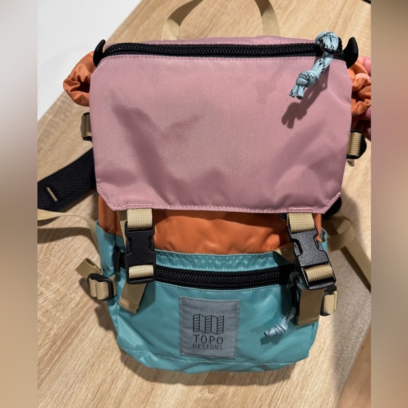 Topi Designs Rover Pack Mini 10L - Picture 6 of 8